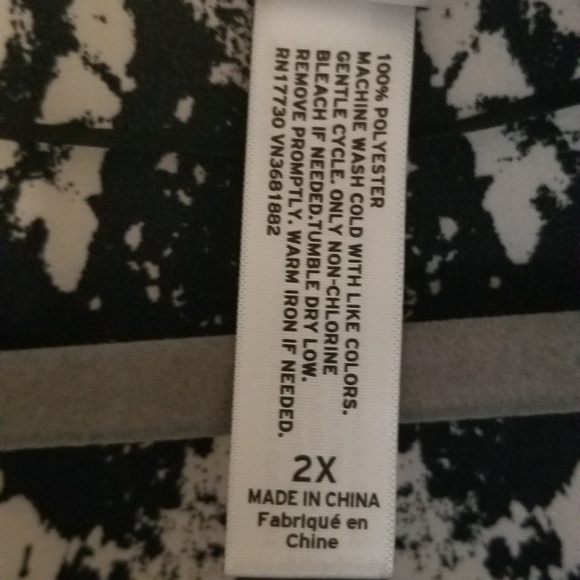 2x Pure Energy Batwing Blouse - Picture 3 of 6